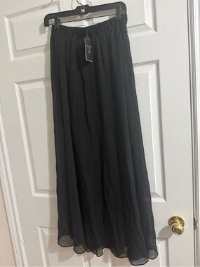JBL Black Maxi Skirt - Flowing Layered Design